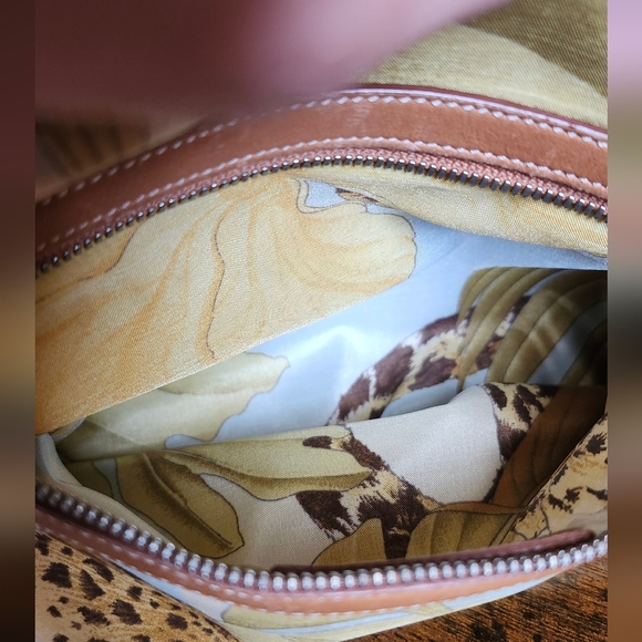 Salvatore Ferragamo Nylon Printed Tote - Picture 13 of 16